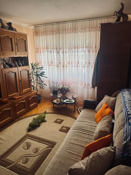 Vand 2 camere decomandat, partial mobilat- Plavat!!! - 6