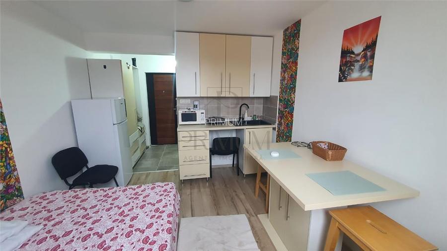 Garsonieră - Semidecomandata - Mobilt și Utilat - Climă - Zona Li - 3