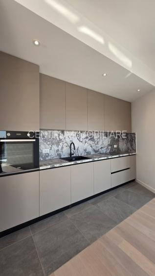 3 camere The ONE - 5