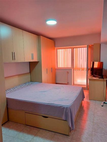 Apartament cu trei camere  constructie recenta