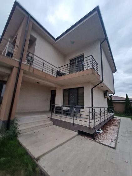 Casa 5 camere, mobilata-utilata, cu posibilitate de achiziție pina la 830mp ter