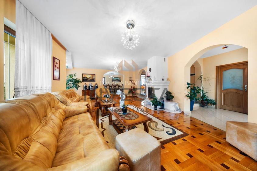 Casa individuala cu 7 camere, 260 mp, teren 900 mp, front 19m, Europa - 6