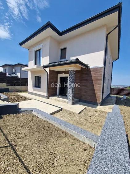 Casa Individuala 4 camere - Miroslava la 1,5km de Family Market - 3