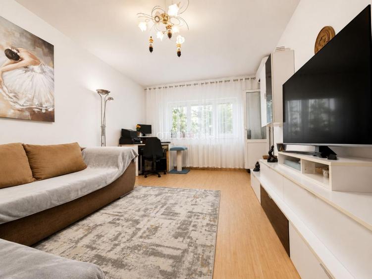 Apartament 3 camere Basarabia | 2 Bai - 2 Balcoane | An 1982 - 9