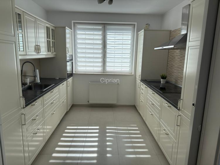 Proprietar, inchiriez vila moderna in complexul rezidential Corbeanca Park - 4