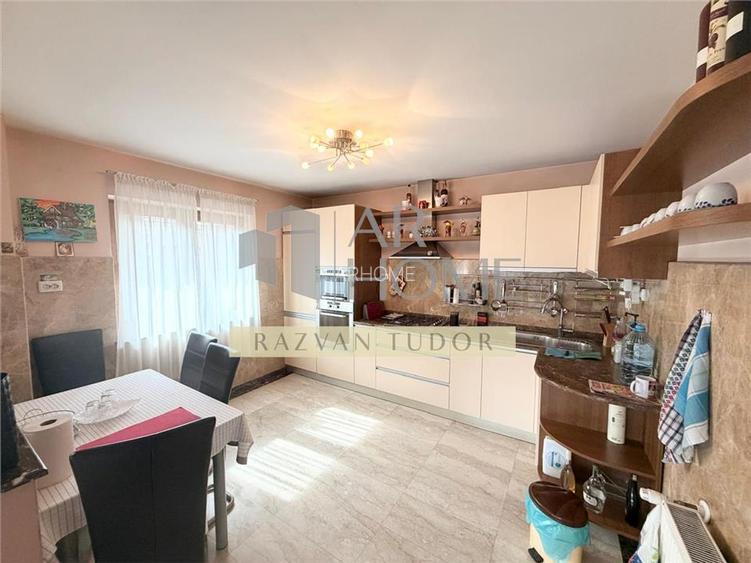 Casa 6 camere + mansarda , cu garaj , beci , Ploiesti , central - 14