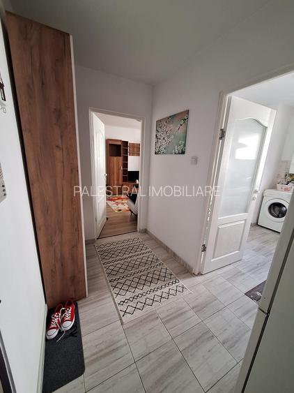 Apartament 2 camere zona Garii,renovat,parcare,99500 Euro - 10