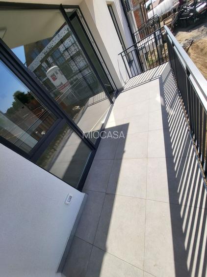 COMISION%. BLOC NOU in ORAS. ETAJ 1. Langa Magazine si mijloace de transport - 7