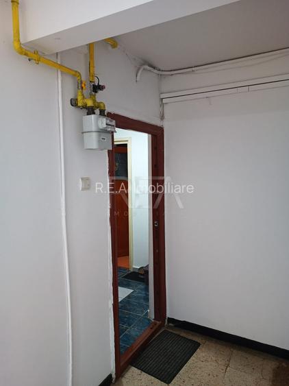 2 camere, et 3/4, centrala, bloc tip P, anvelopat-Drumul Taberei - 5
