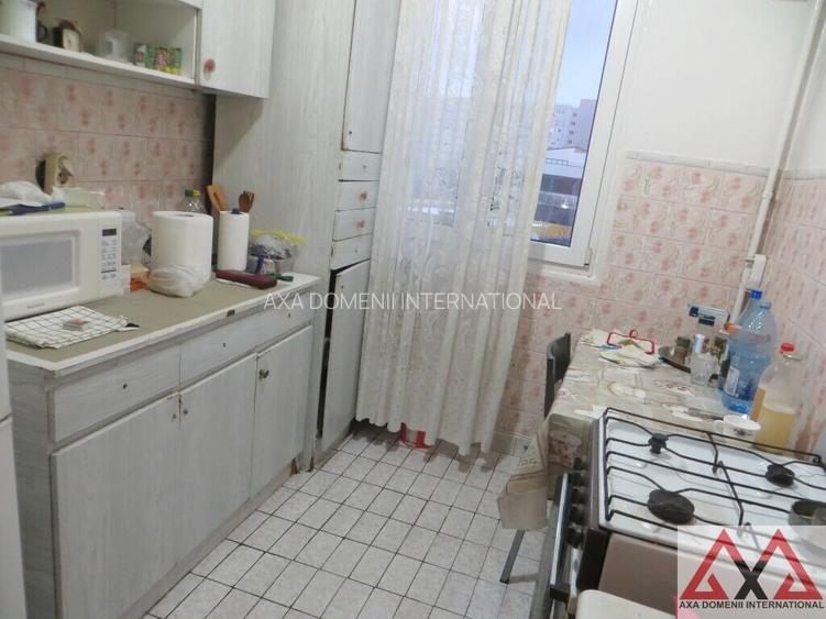 Apartament 2 camere Titan - 3 minute metrou Nicolae Grigorescu, etaj 3 - 5