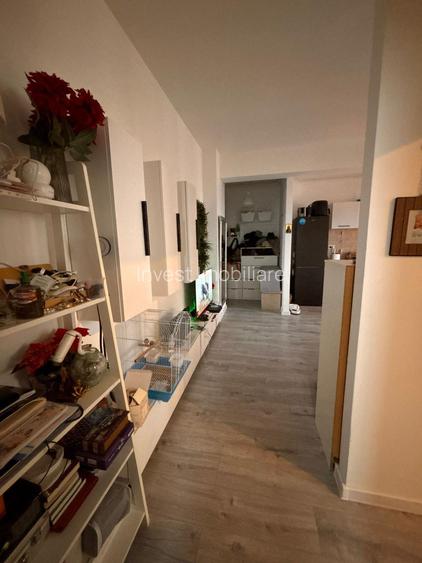 APARTAMENT CU 2 CAMERE , OPEN-SPACE, ETAJ INTERMEDIAR, CAPAT CUG-VISOIANU - 3