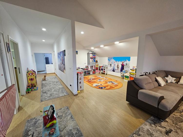 Casa Raiul Copiilor - Crevedia/Darza ( Parter+ etaj ) - 12