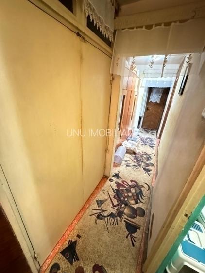 3 Camere Decomandat 2 Bai 72mp bloc 1984 zona Nicolina - 4