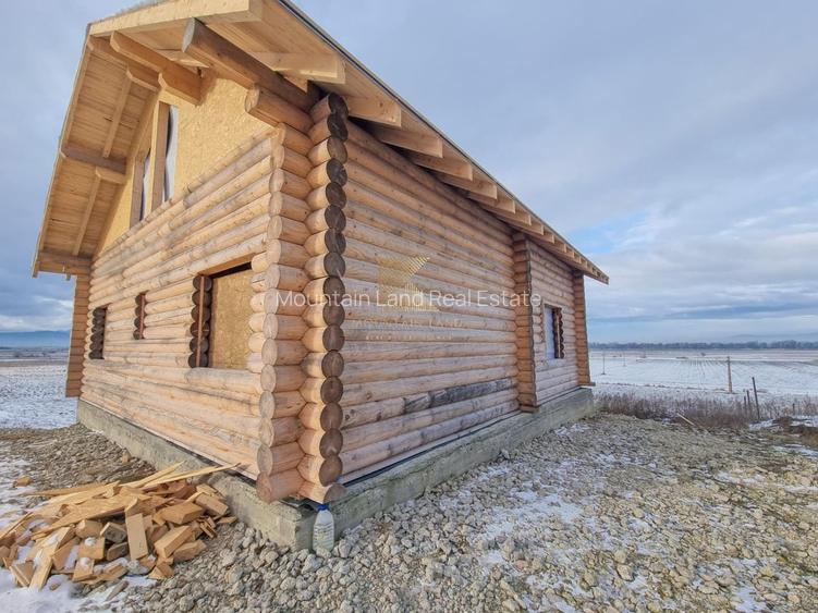 Cabana din bușteni la rosu pe teren 722 mp, Bod COMISION 0 - 3