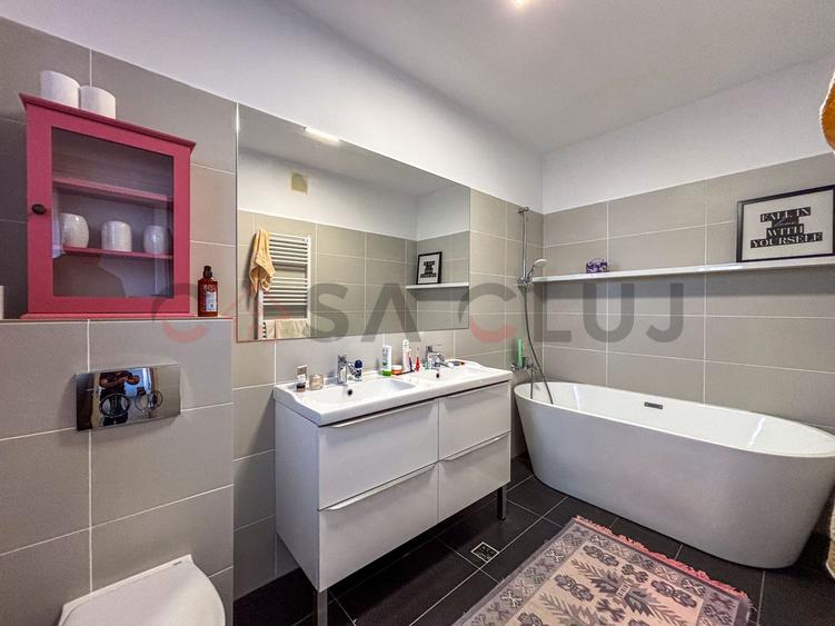 Duplex bine compartimentat - Curte amenajata - Borhanci, la inceput