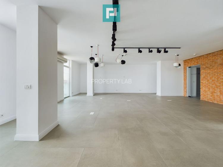 Spațiul Dvs. de Afaceri de Prestigiu,Birouri PLAZA - 4