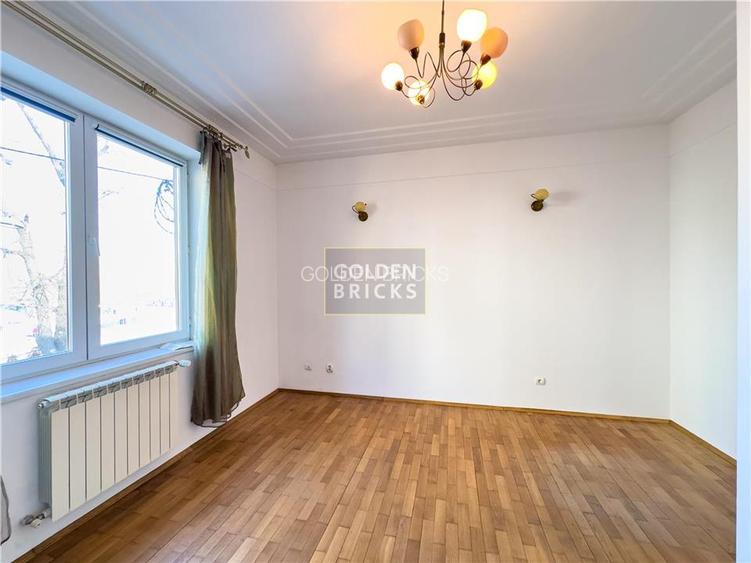 Piata Victoriei | Buzesti | 5 Camere | Curte | Vila Reprezentativa - 13