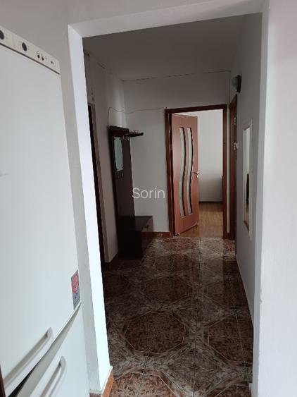 Vand apartament în zona foarte bună  - 4