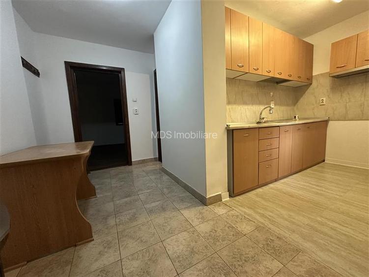 1 camera, decomandat, model mare parter inalt cu balcon in zona Aradului! - 2