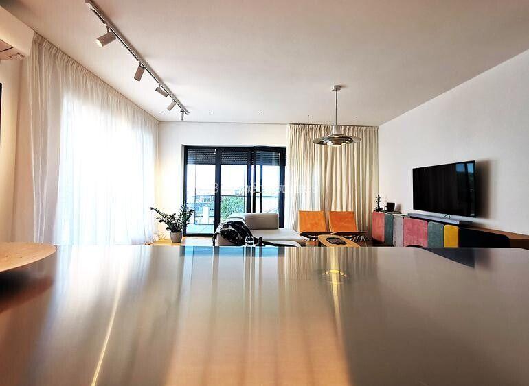 COMPLEX CU PISCINA - British School of Bucharest! - 9