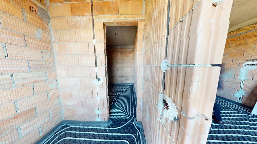  Casa moderna in Sanpetru – confort, eficienta si echilibru - 4