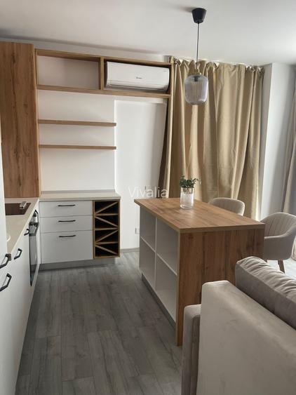 Complet mobilat si utilat, decomandat, etaj intermediar - 6