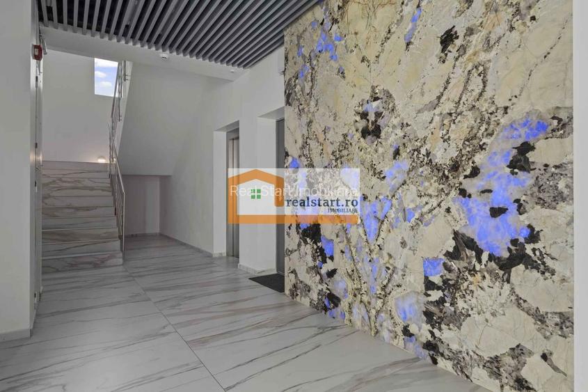 Vedere frontala la Mare, Prima linie, Penthouse tip Duplex, bloc Boutique - 35