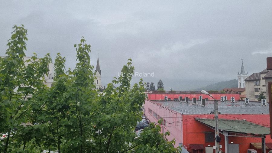 Apartament ultracentral (strada Horia) 3 camere, balcon, lift, 70mp - 12