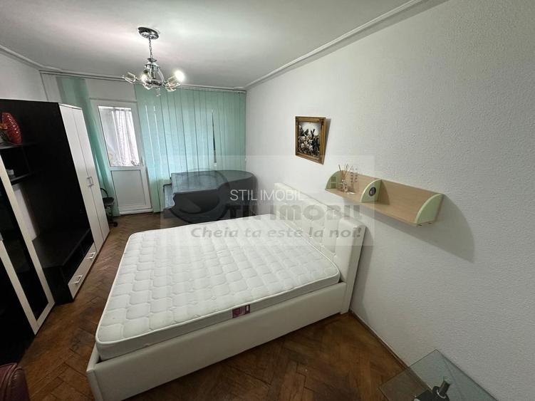 Apartament 3 camere de închiriat – Mircea cel Bătrân - 2