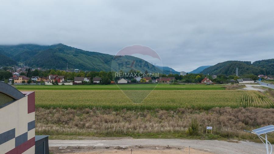 Un lot de casa intrare Sacele 790 mp - 2