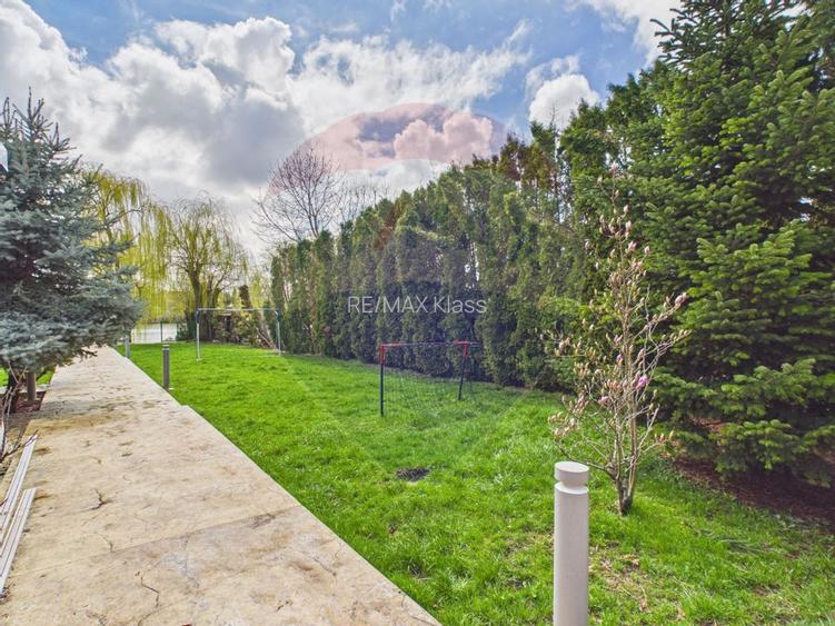 Casa / Vila cu 8 camere de vanzare - 6