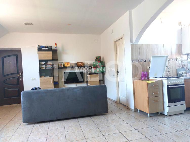 Apartament decomandat 3 camere zona centrala Cisnadie de vanzare - 13