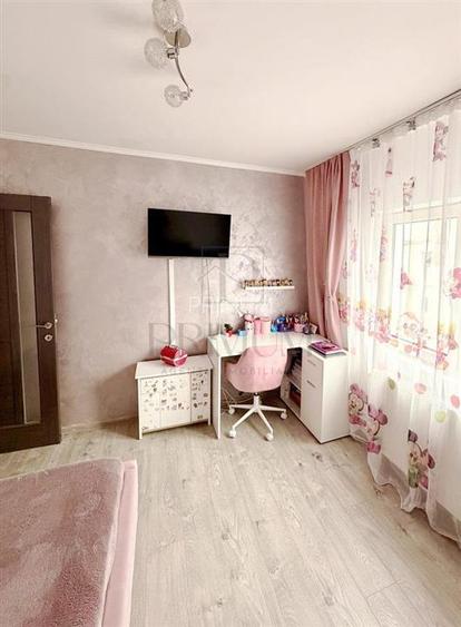 KIRIAC - 3 CAM - 2BAI - RENOVAT - CENTRALA - ETAJ INTERMEDIAR - 4