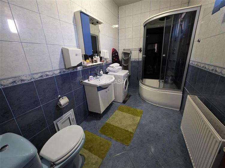 Vila spectaculoasa cu piscina, terasa incalzita si adapost ALA - 19