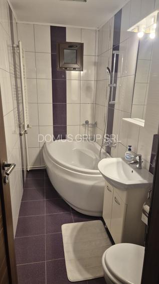 Oferim spre închiriere apartament cu trei camere zona Cora - 11