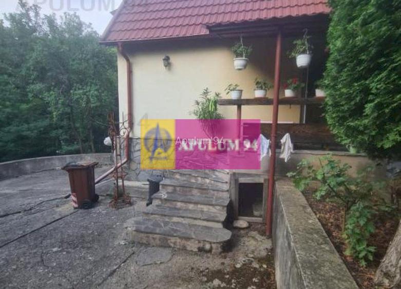 Casă de vacanță de vânzare în Cornu - Zona Cornu de Sus - 2