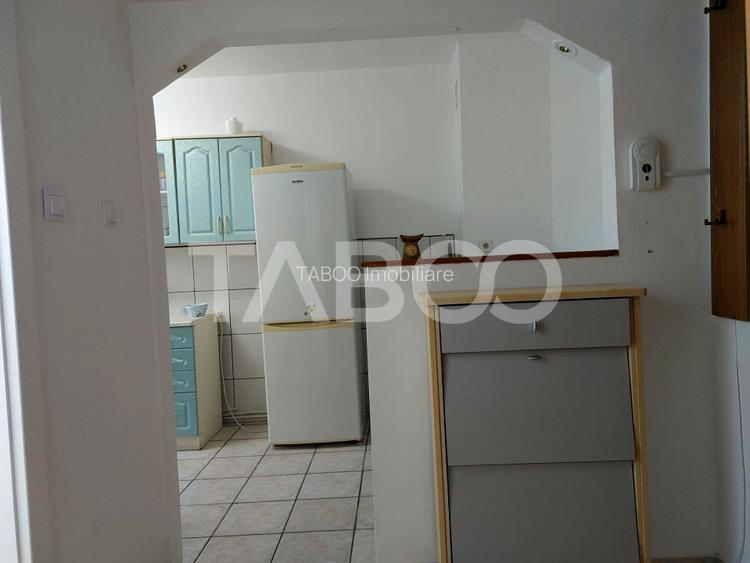 Apartament 50 mpu 2 camere etaj 3 pivnita Piata Noua Cisnadie - 15