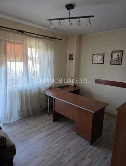 Birou/Apartament două camere - Fosta Autogară - etaj 1 - 4