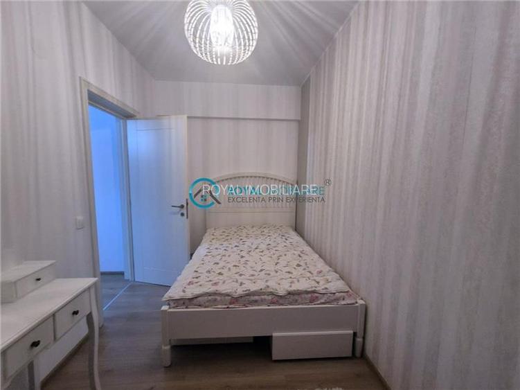 Royal Imobiliare - Vanzare apartament 2 camere zona 9 Mai - 8