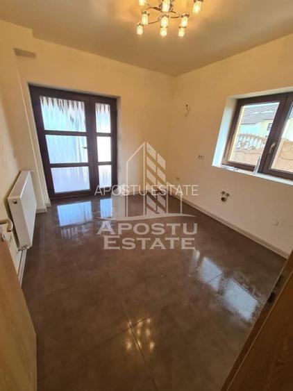 Jumatate de duplex de inchiriat, curte proprie, Ghiroda - 4