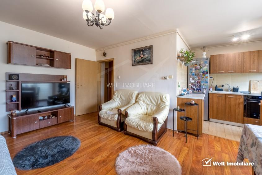 Investitie! Vanzare apartament cu 2 camere si parcare cartier Zorilor - 3