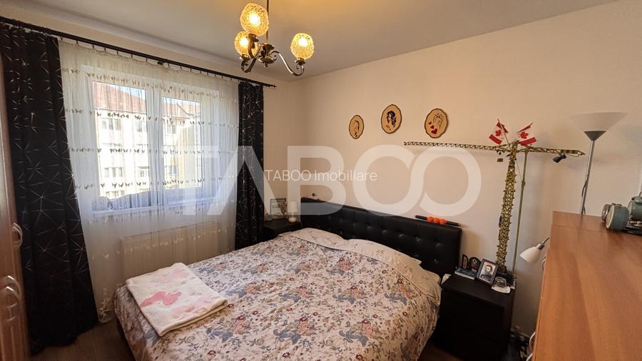 Apartament 3 camere  decomandat 49mpu + balcon zona Strand Sibiu - 5