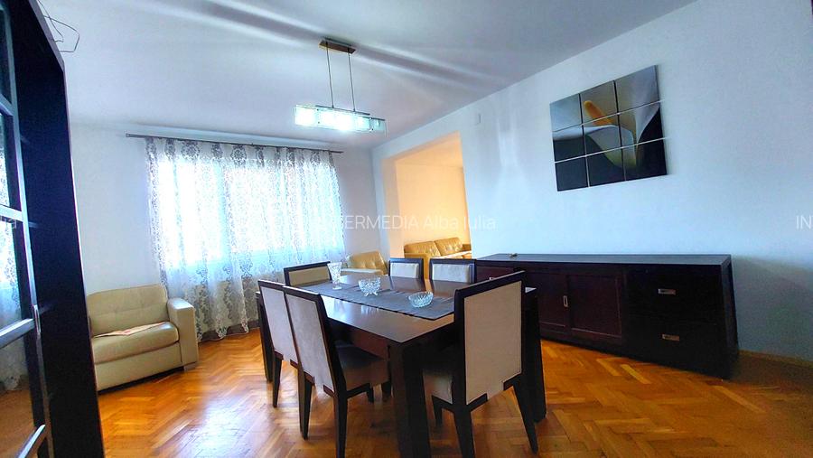 Apartament cu 4 camere 2 bai, 2 balcoane, boxa si garaj CETATE mobilat si utilat - 6