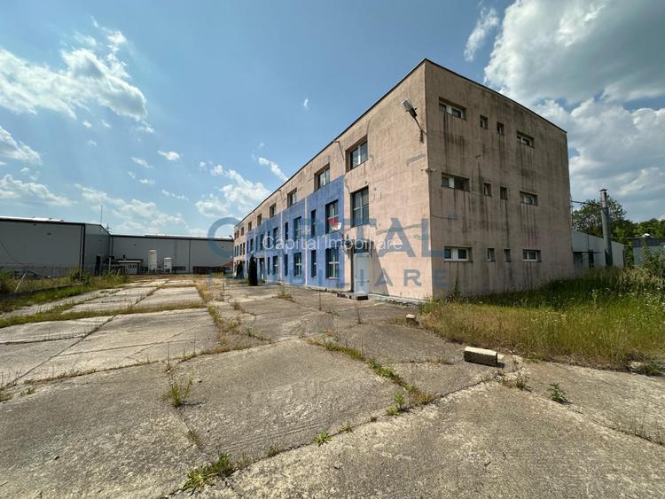 Spatiu locativ sau hala cu suprafata de 1884 mp pe teren de 3883 mp - 11