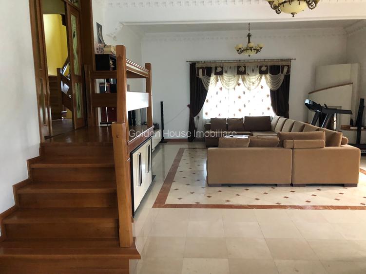 Reședință privată 300 mp | Autonomie energetică 15 kW | 860 mp teren | 549.900 € - 4