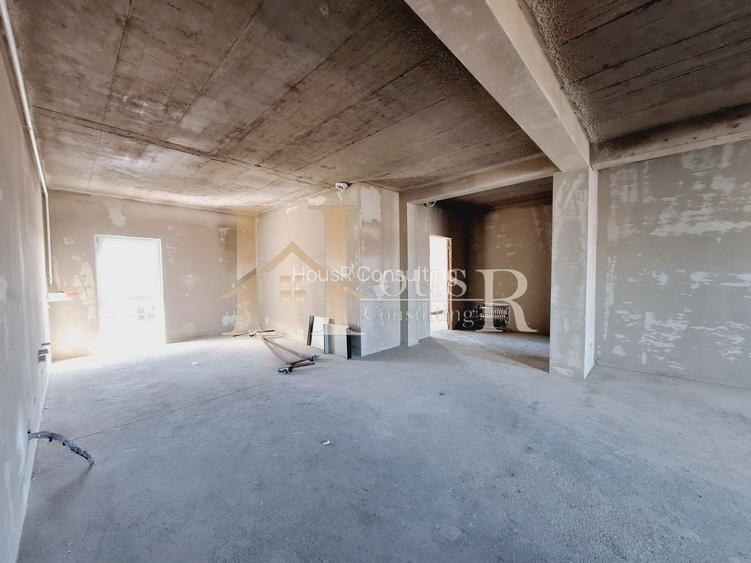 PENTHOUSE APROAPE DE ORAS. TERASA DE 50 MP. 3 BAI. - 9