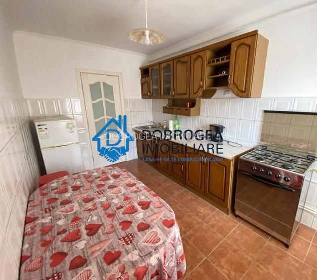 STRADA BABADAGL -3 CAMERE DECOMANDAT, 65 MP. - 7
