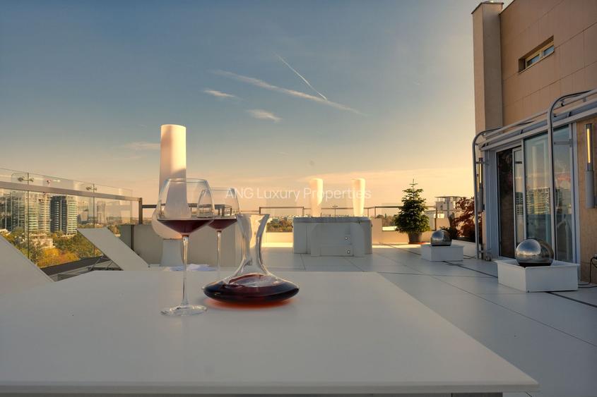 Priveliște fără sfârșit: un penthouse emblematic în inima Nordului Capitalei - 17