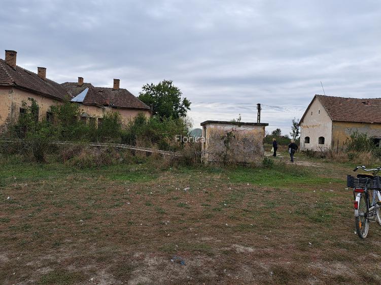 casa de vinzare. de renovat - 2