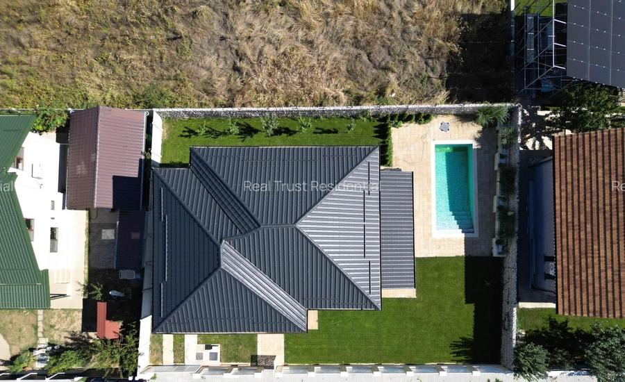 DE VANZARE | Vilă individuală Cu piscină 5 camere - 2
